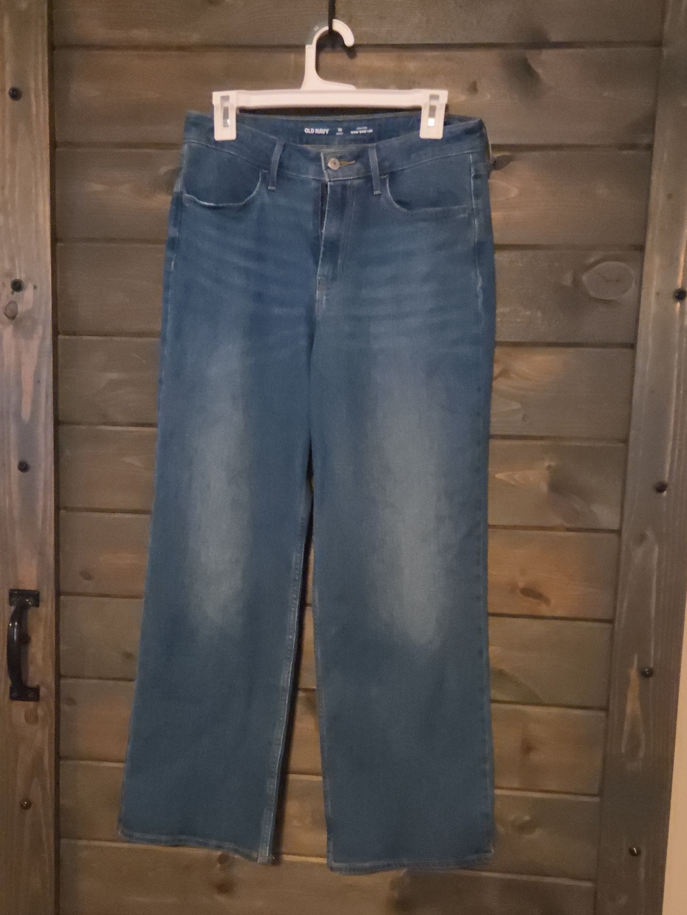 Old Navy Wide-Leg High-Rise Jeans in Medium Blue Wash